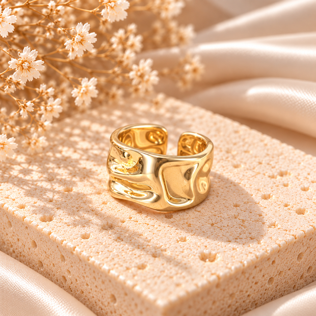 Aurelia Sculpt Ring