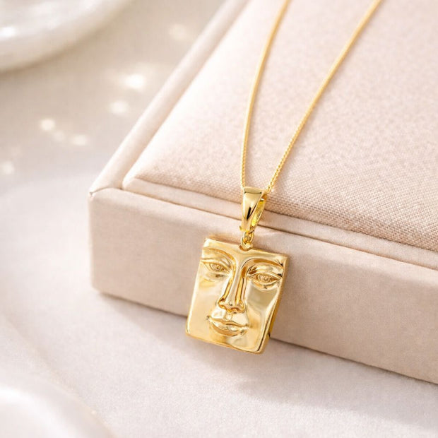 Sadeè Muse Necklace